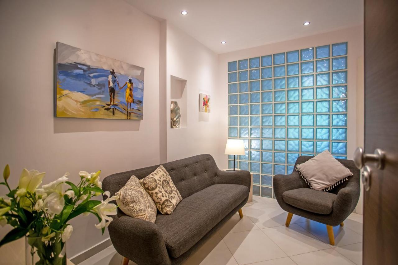 אתונה Hadrian By Heloni Apartments מראה חיצוני תמונה